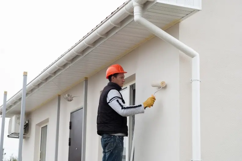 Choosing The Right Paint For Long-lasting Exterior Surfaces in Knoxville, TN